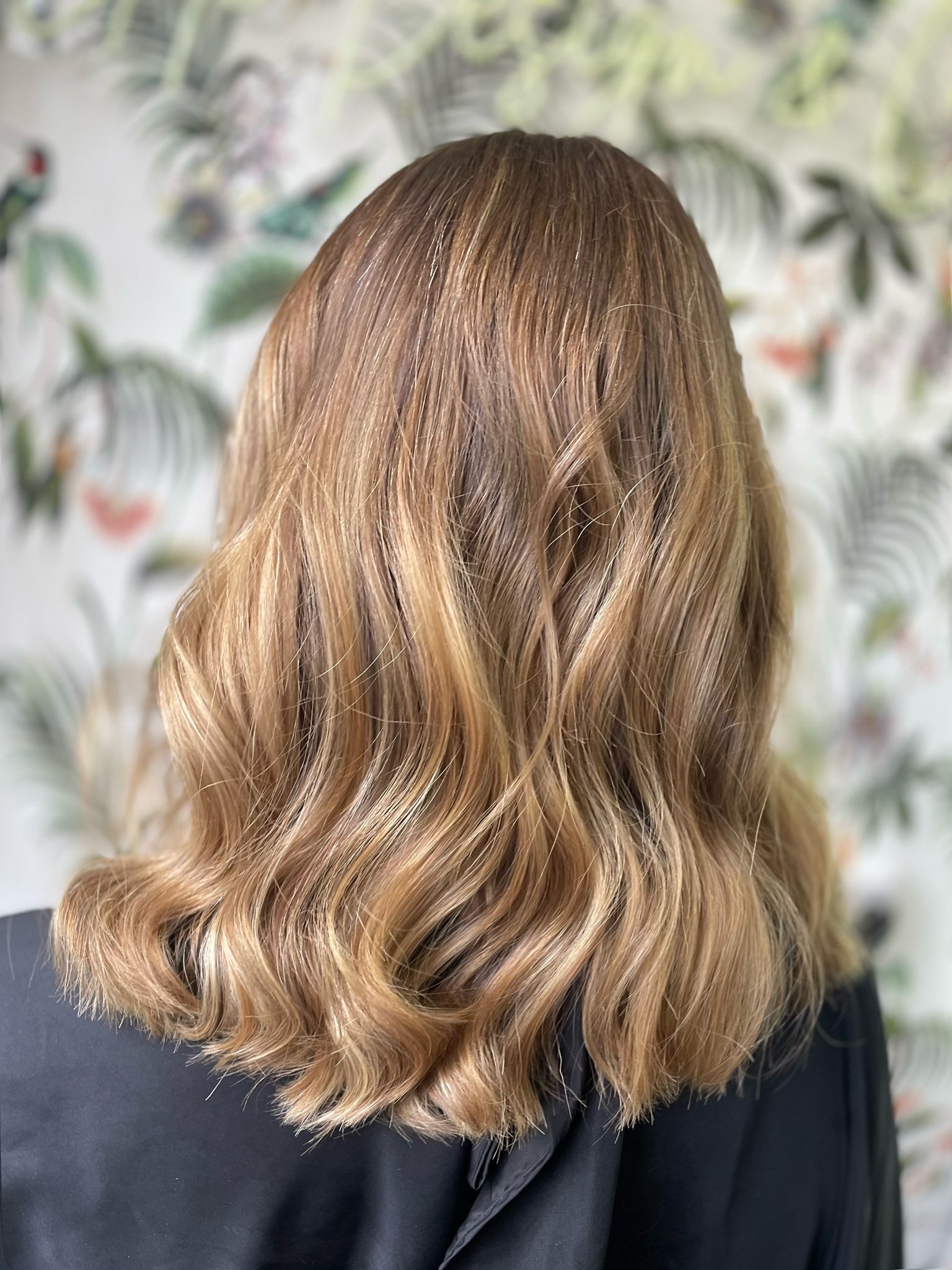 warm blonde balayage